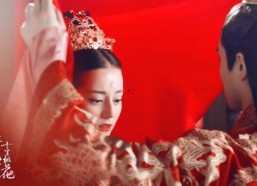 迪丽热巴娱乐吃瓜君,揭秘明星幕后趣事