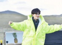 任嘉伦吃瓜娱乐节目,揭秘明星幕后趣事