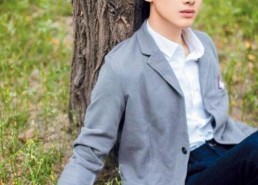 白敬亭田曦薇娱乐吃瓜