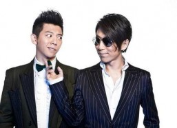 娱乐圈吃瓜博主两个男的