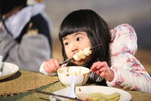 娱乐吃瓜酱的画面图片高清